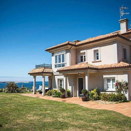 Chalet Pareado Con Jardin En 1ª Linea De Mar Villa Burela Kültér fotó