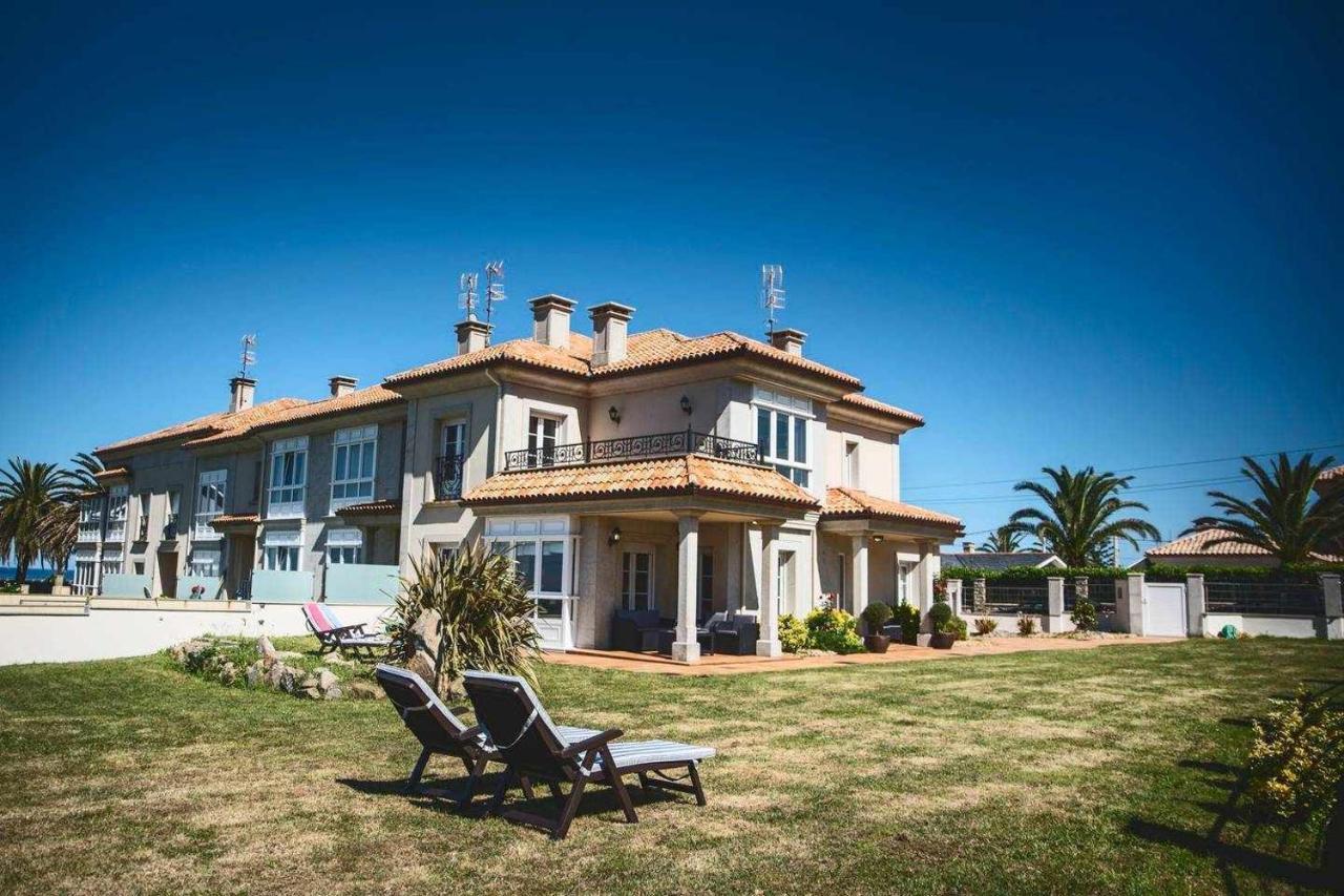 Chalet Pareado Con Jardin En 1ª Linea De Mar Villa Burela Kültér fotó