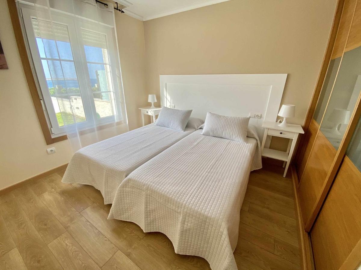 Chalet Pareado Con Jardin En 1ª Linea De Mar Villa Burela Kültér fotó